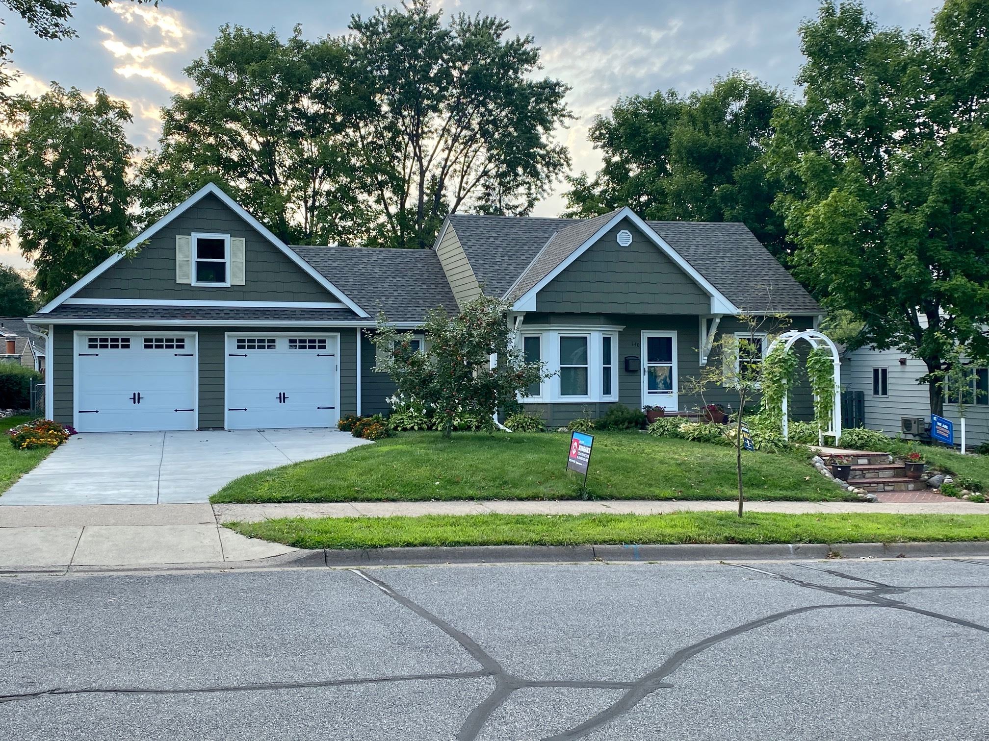 137 10 Avenue North After